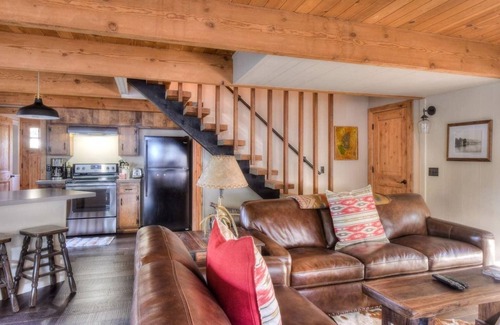 Chamberlands Cabin | Enchanting Chamberlands Cabin