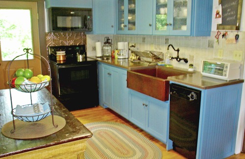 West Stockbridge House | Enchanting Country House on 18 acres, Sunset Views, <15 minutes from Tanglewood