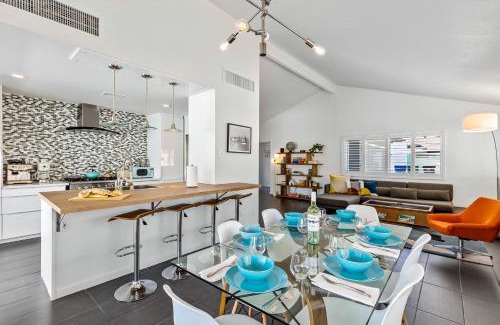 Vista Norte Villa | Enchanting Escudero by ACME House Company
