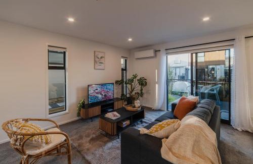 Saint Albans House | Enchanting Getaway in Merivale