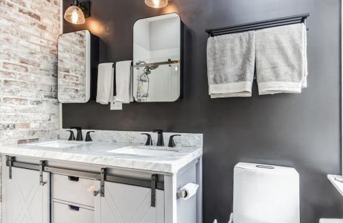 Firthcliffe House | Enchanting Historic Home near West Point Beacon