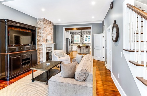 Historic Downtown Savannah House | Enchanting Home w/Luxurious Kitchen and Serene Courtyard by Lucky Savannah