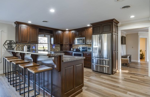 Montgomery House | Enchanting Montgomery Escape w/Private Hot Tub!