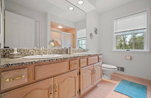 Warwick House | Enchanting Paradise with Pool & Hot Tub