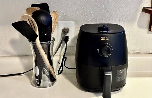 South Capitol House | Enchanting Retreat near downtown Santa Fe, Plaza,and shopping!“WIFI”Smart TVs”