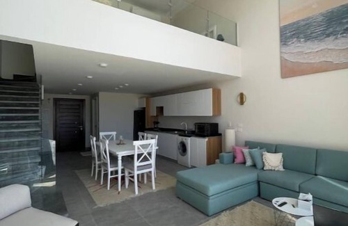 Soma Bay Ski Chalet | Enchanting Seaview 2 BR Loft in Mesca, Somabay