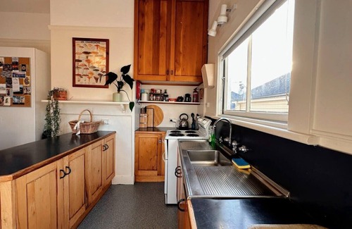 South Hobart House | Enchanting Vintage House at South Hobart