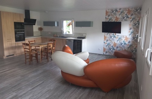 Leschaux House | Encien Petit Atelier Rénover a15 Minute du lac d Annecy et à Côté de Sentiers