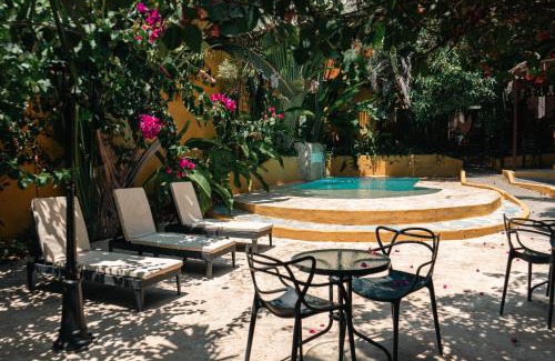 Zona Colonial Hotel | Encomendero Hotel -Centro Histórico-