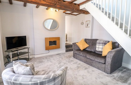 Ashbourne Cottage | End Cottage