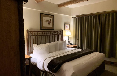 Lake Placid Resort | END OF SUMMER SPECIALS! 3 day weekend, 4 day week or 7 days week