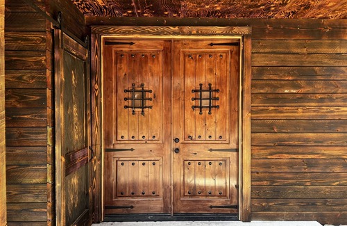 Carver House | End of the Oregon Trail Experience
