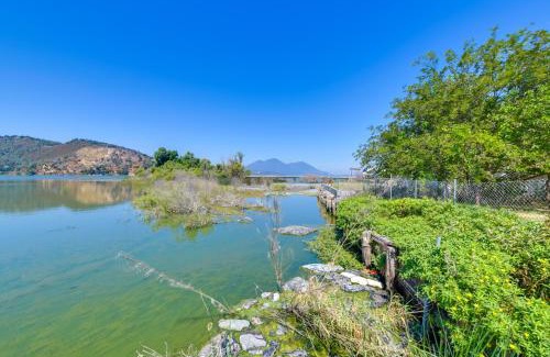 Clearlake Apartment | End Unit with Clear Lake Access in NorCal!