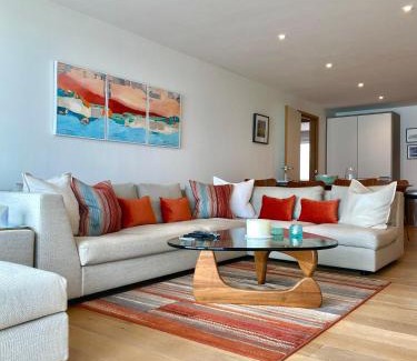 Maenporth Apartment | Endcliffe