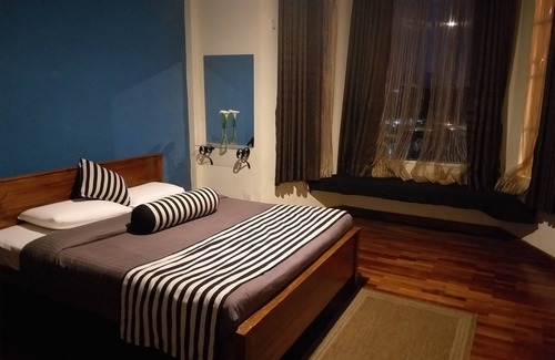 Nuwara Eliya House | Endeavour Hills Holiday bungalow consists of six private rooms.