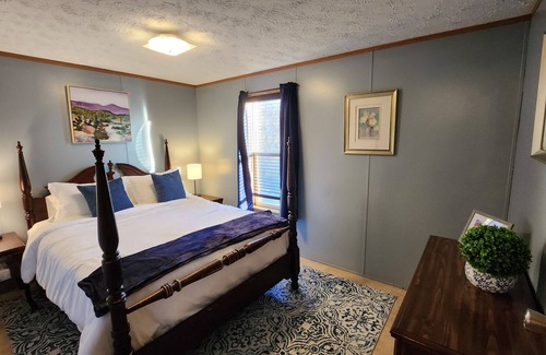 Brownville House | Endless Adventures, direct access to ATV/Snowmobile trails