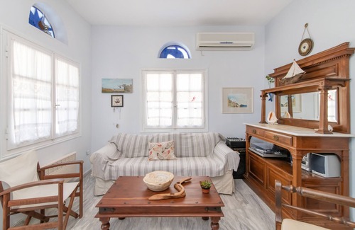 Exomvourgo House | Endless blue - Isternia bay - Ormos Isternion Tinos - Cyclades - Greece