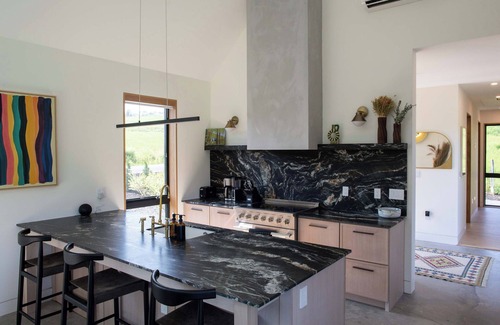 Hobart House | Endless Meadow House: Sweeping Views | Scandi