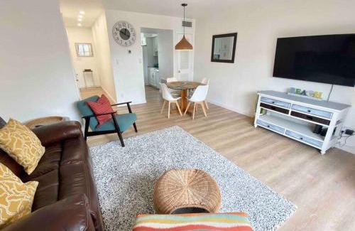 Indian Harbour Beach House | Endless Summer -Updated Townhome, 3-5 minute walk to the beach!