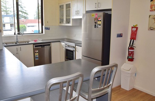 South West Rocks Apartment | Endless Summer walk to the beach