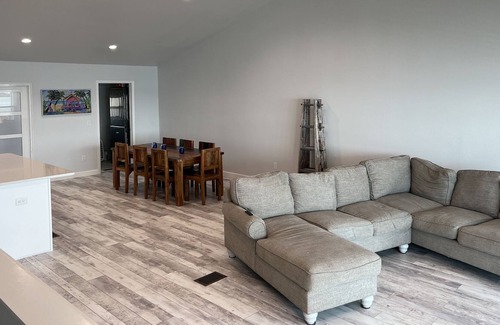 Parker House | Endless Summer Days on St. Andrews Bay. Between Tyndall Air Force & Naval Base