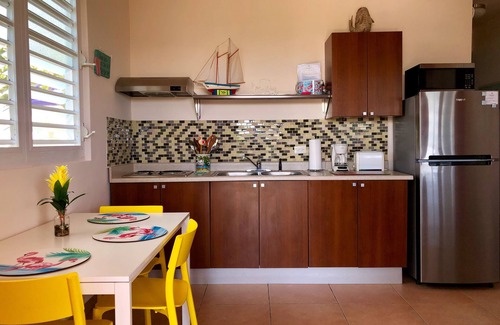 Culebra Pueblo Apartment | ♥ Endless Summer In Culebra Villa Mar ✹Bay View✹ KING BED - STARLINK WIFI