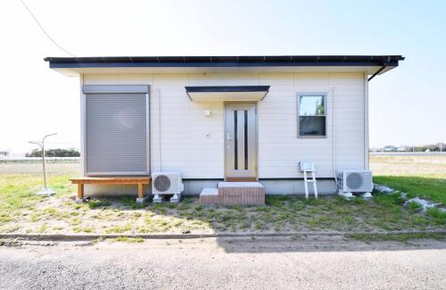 Shirako Apartment | Endless Summer