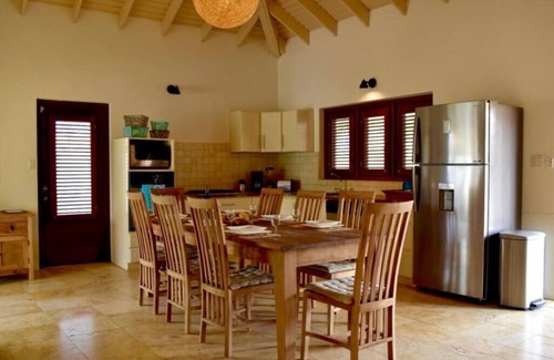 Cunucu Abao Villa | Endless Summer - Stunning 3-bedroom Vacation Villa located in Noord.