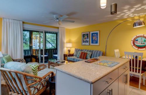 Provincetown Apartment | Endless Summer