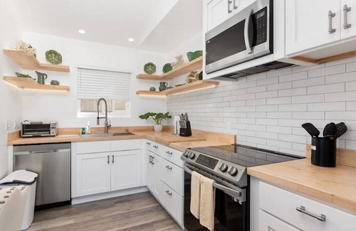 Beach Barber Tract House | Endless Summer - Wind N' Sea