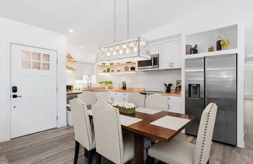 Beach Barber Tract House | Endless Summer - Wind N' Sea