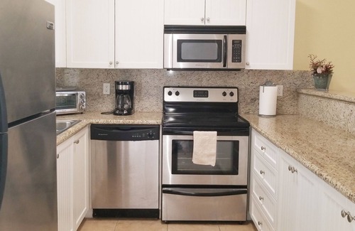 Alice Town Villa | "Endless Sunsets" Ocean View Villa 2 Bedroom/2 Bath