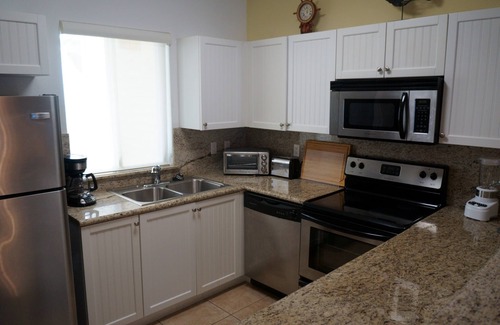 Alice Town Villa | "Endless Sunsets" Ocean View Villa 2 Bedroom/2 Bath