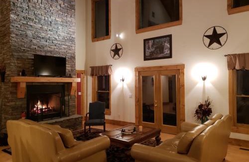 Ellijay House | Endless View