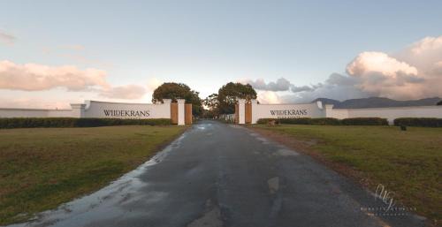 Bot River House | Endless Vineyards at Wildekrans Wine Estate