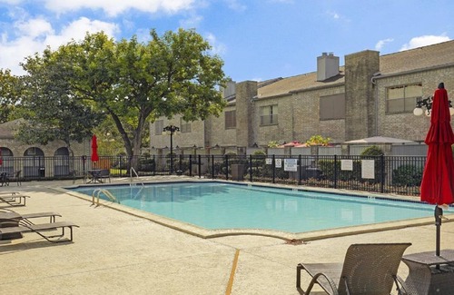 Briarforest House | Energy Corridor - long term rental. Utilities included!