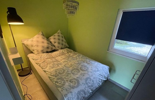Hartlingen House | English house - 2 bedrooms, shower, toilet, sauna