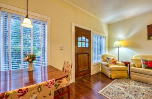 Lake Junaluska House | English Roses
