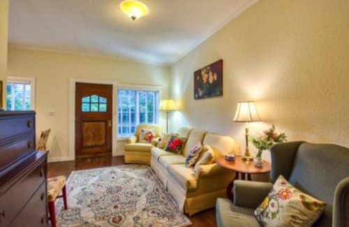 Lake Junaluska House | English Roses