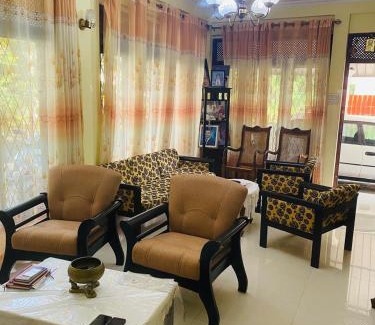 Primrose House | Enicar Homestay