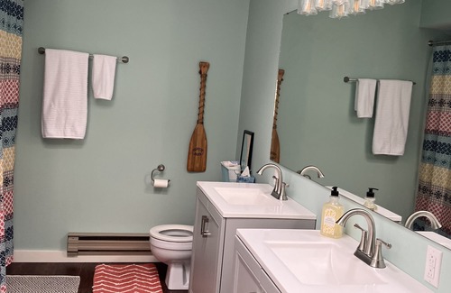 Sandusky House | Enjoy a Boathouse on the Bay in the heart of Downtown Sandusky.