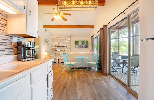 Sunrise Beach House | Enjoy A Great View at The Hideout!