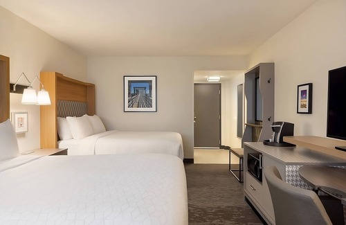 Fort Worth Hotel | Enjoy a Hassle-Free and Suiting Stay! Indoor Pool! Close to Fort Worth Zoo