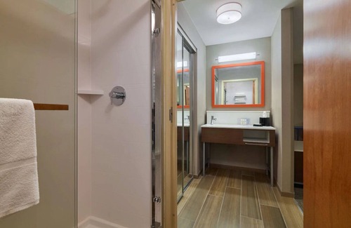 Smithfield Hotel | Enjoy a Hassle-Free Stay - Central Location, Near Colleges, Casino & Providence