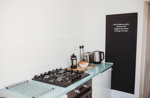 Bembridge Cottage | Enjoy a holiday in the centre of seaside Bembridge in our award winning cottage