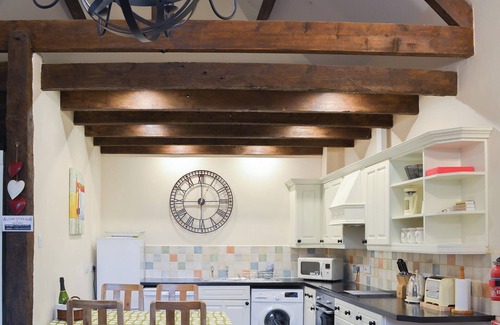 Liverton Cottage | Enjoy a morning swim at Rook followed by exploring the nearby towns.