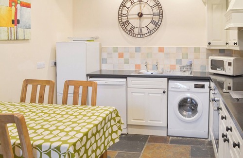 Liverton Cottage | Enjoy a morning swim at Rook followed by exploring the nearby towns.