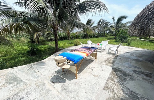 Castillogrande Cabin | Enjoy a pleasant Island stay in La Felicida, a cozy beach front rustic cabin
