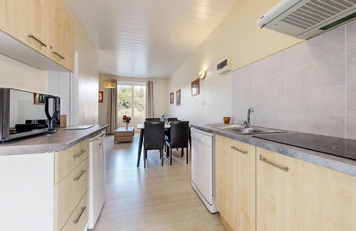 Saint-Barthelemy Apartment | Enjoy a relaxing vacation in this quiet nature on the riverbank Le Blavet.