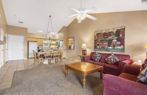 Branson West Condo | Enjoy a Serene View from the Balcony! Condo + Connecting Suite